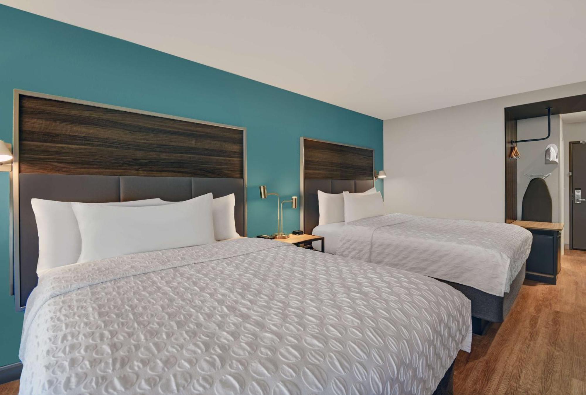 Hotel Tru By Hilton Gaylord, Mi Extérieur photo